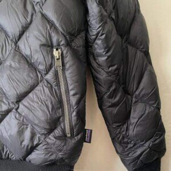PATAGONIA W's Prow Bomber Jacket in Black | Down winter coat | Size: S - Picture 5 of 9